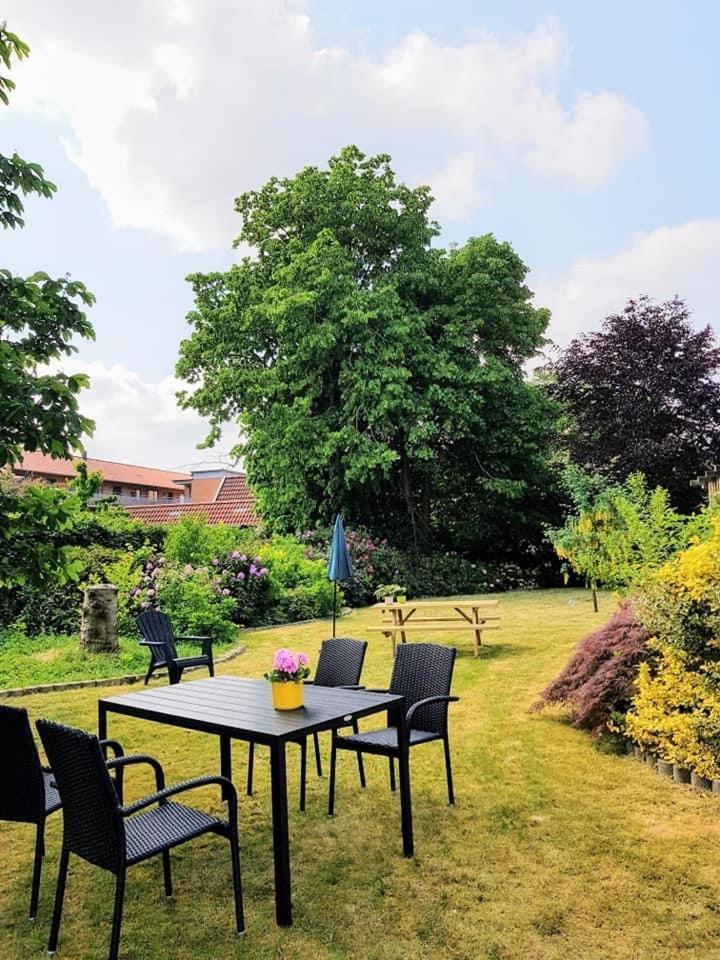 5 Minute Walk To Lego House - Perfect Location - Studio Room With Private Entrance - Garden On Site Billund Exterior photo